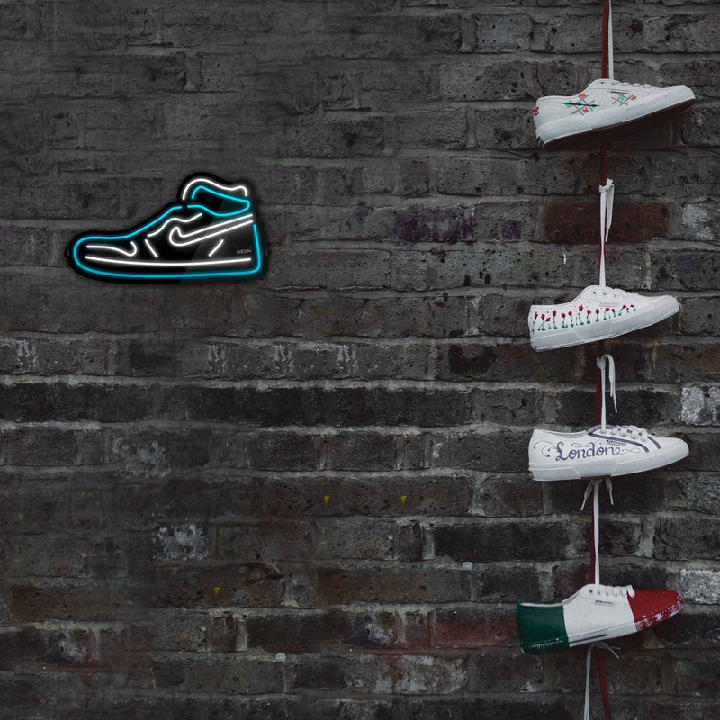 چراغ دیواری نئون دیزاین مدل Shoes-BL_TBL