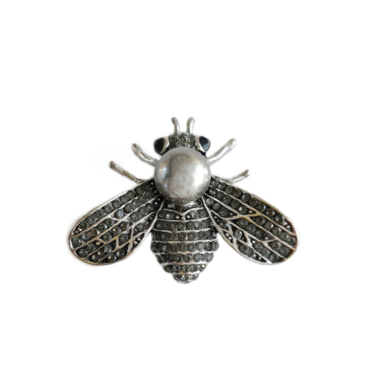 سنجاق سینه دخترانه فشن مدل زنبور سنجاق سینه دخترانه فشن مدل زنبور