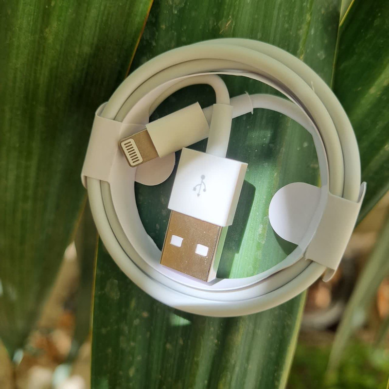 کابل تبدیل USB به لایتنینگ مدل 2028 طول یک متر