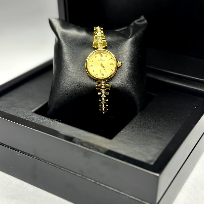 ساعت مچی عقربه ای زنانه نیوی فورس مدل Nf5034