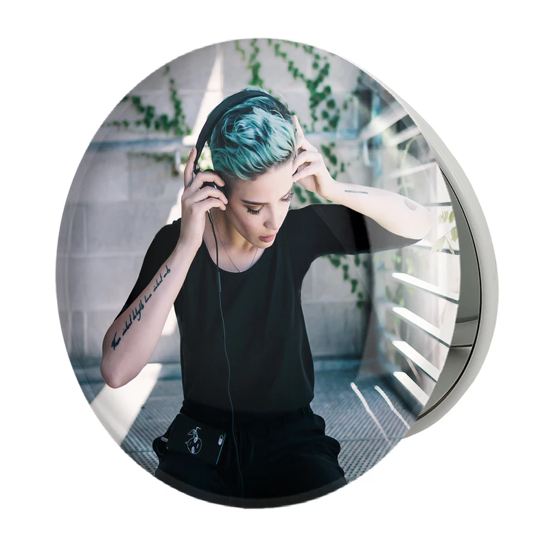 آینه جیبی خندالو طرح هالزی Halsey مدل تاشو کد 19093 