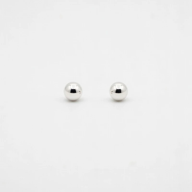 گوشواره میخی زنانه مدل مروارید