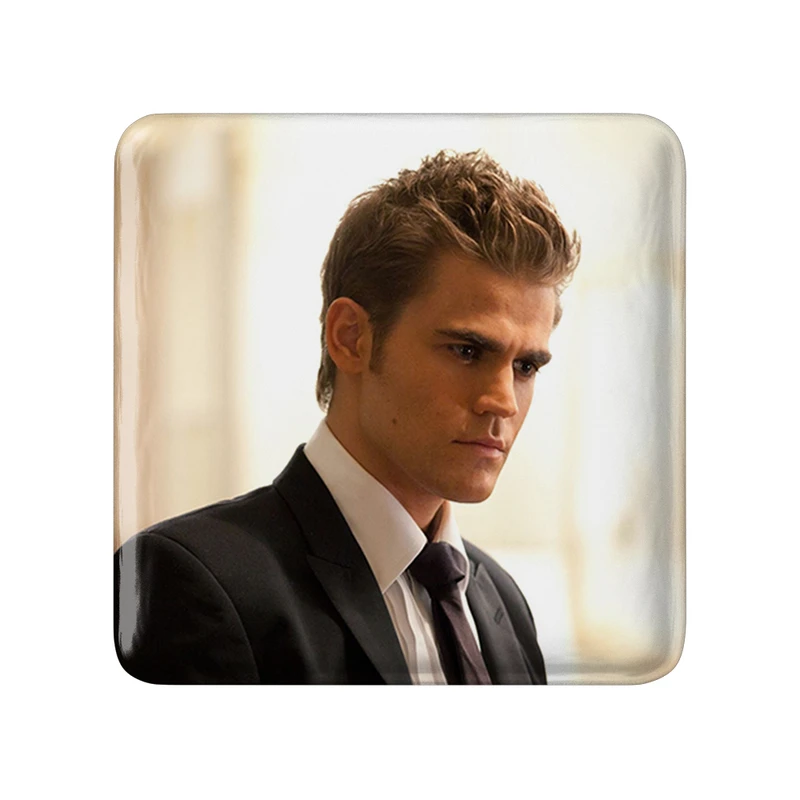 مگنت خندالو طرح استفان سالواتوره خاطرات یک خون آشام The Vampire Diaries  مدل مربعی کد 20286