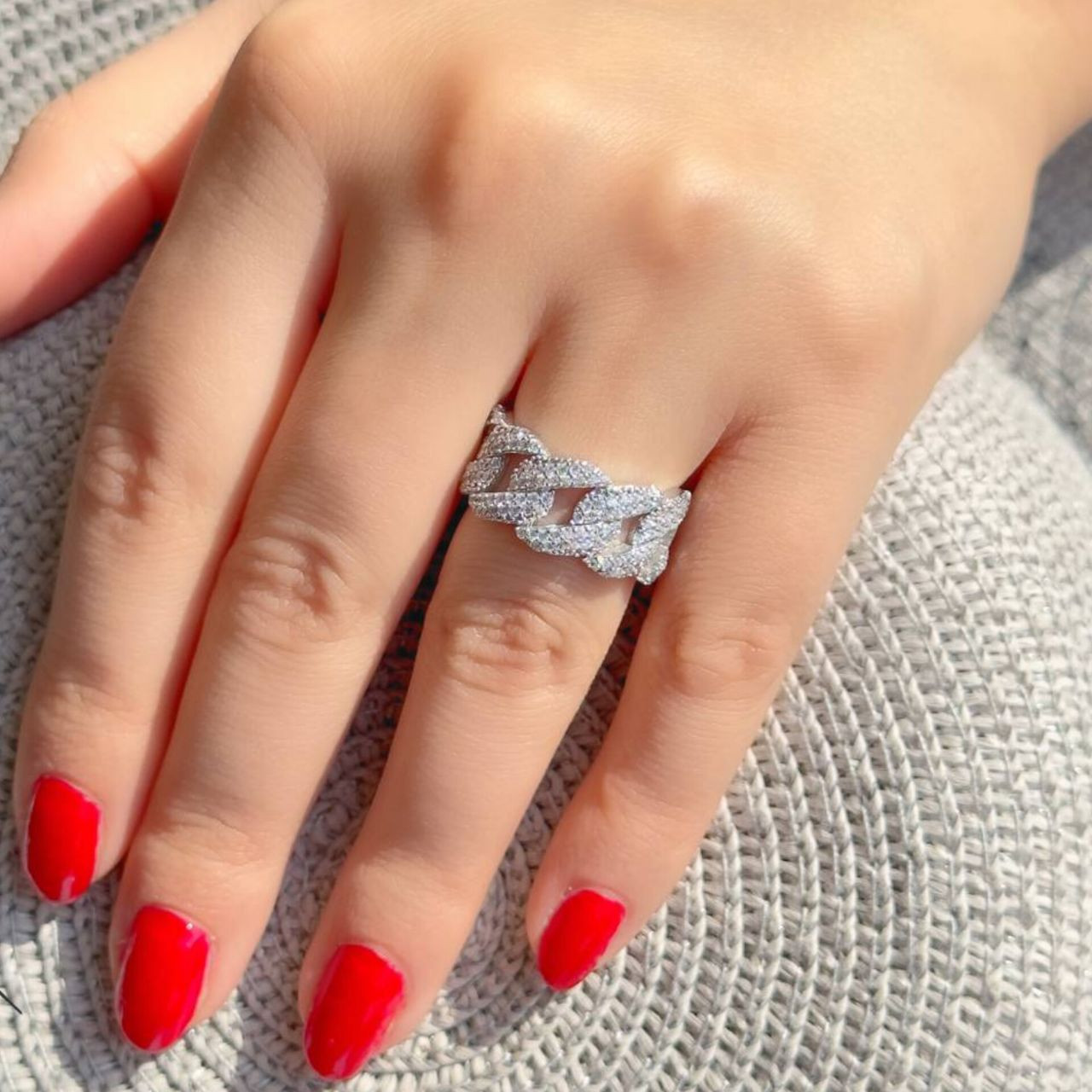 انگشتر نقره زنانه مدل BARF 01