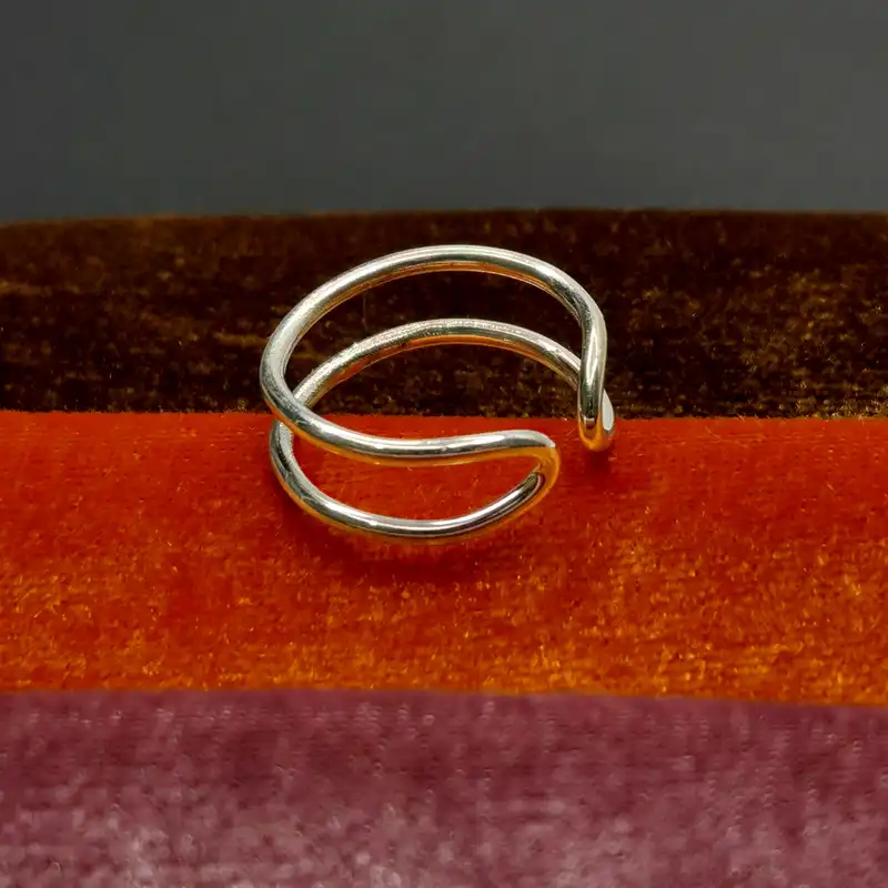 انگشتر نقره زنانه مدل یو  H15