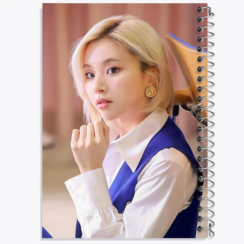 دفتر مشق 50 برگ خندالو مدل چایونگ گروه توایس TWICE کد 11698
