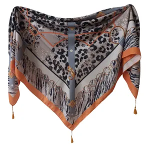 روسری زنانه مدل نخی قواره بزرگ منگوله دار پلنگی چهارفصل 