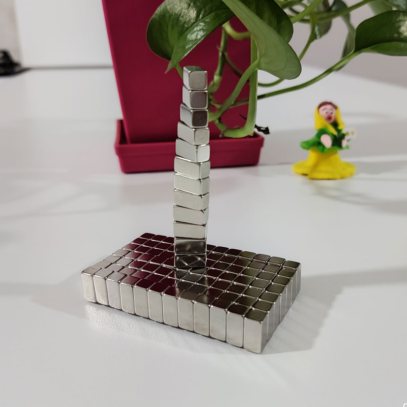 آهن ربا مدل نئودیمیوم مکعب کد S10x5x5 بسته 5 عددی