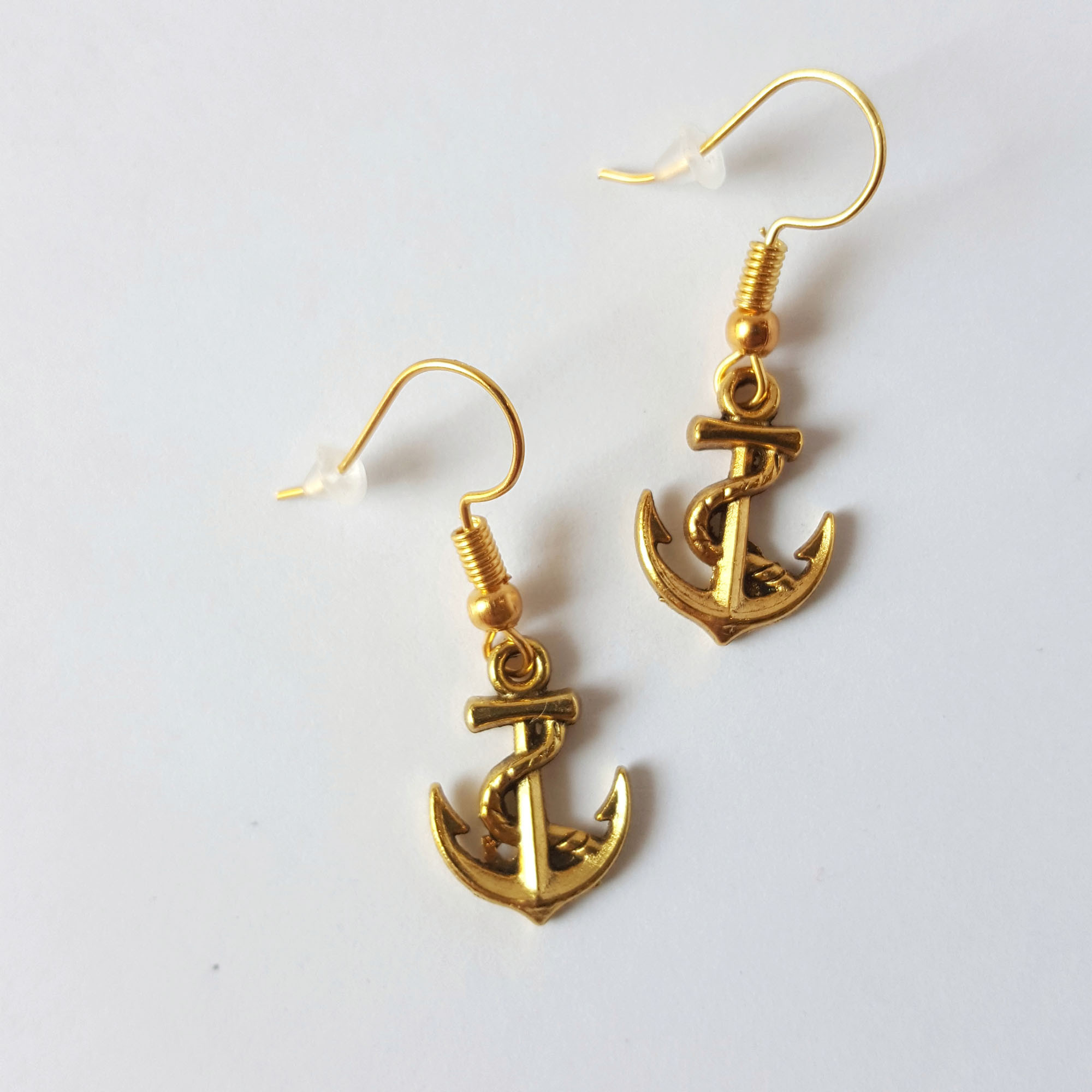 گوشواره دخترانه نمدیکا طرح لنگر کشتی