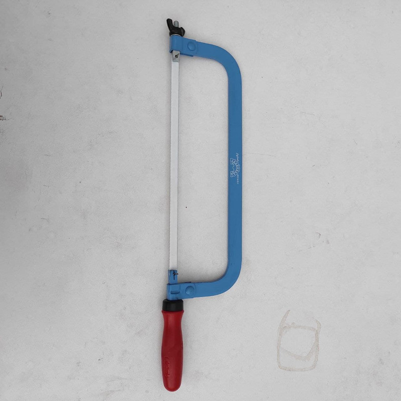 کمان اره استوار مدل MORSE به همراه یک عدد تیغ اره آهن بر کمان اره استوار مدل MORSE به همراه یک عدد تیغ اره آهن بر