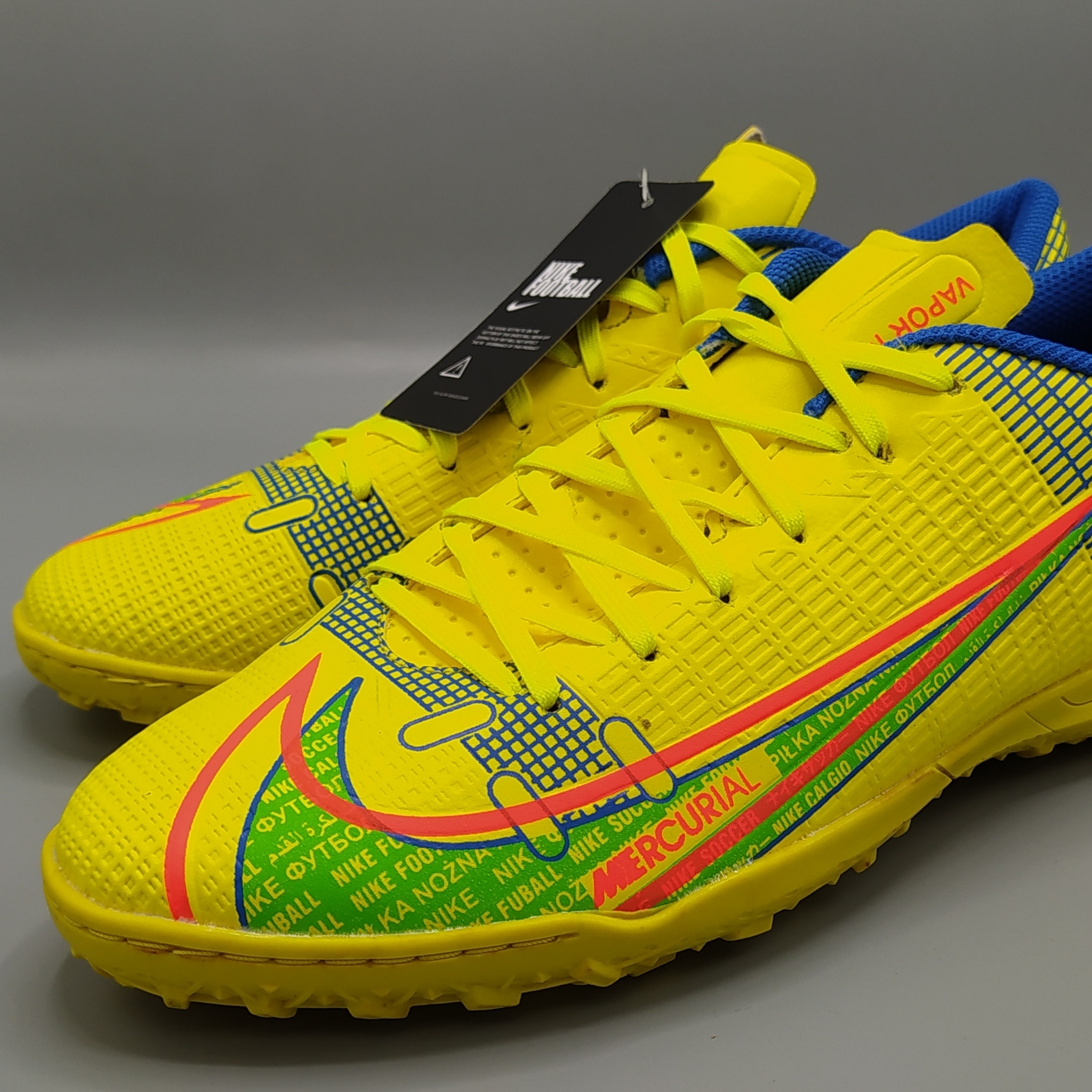 کفش فوتبال مردانه مدل یاس چمن مصنوعی 2022 رنگ زرد