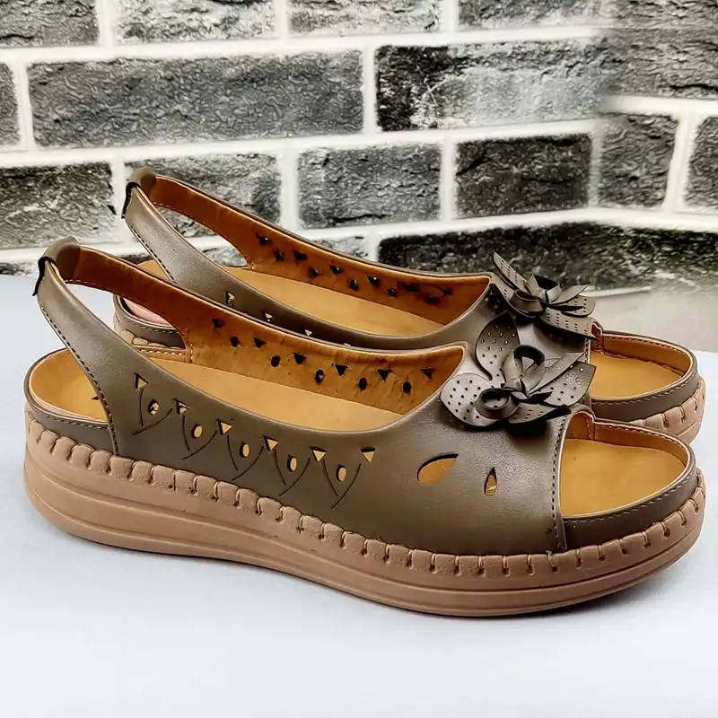 صندل زنانه مدل دنیز