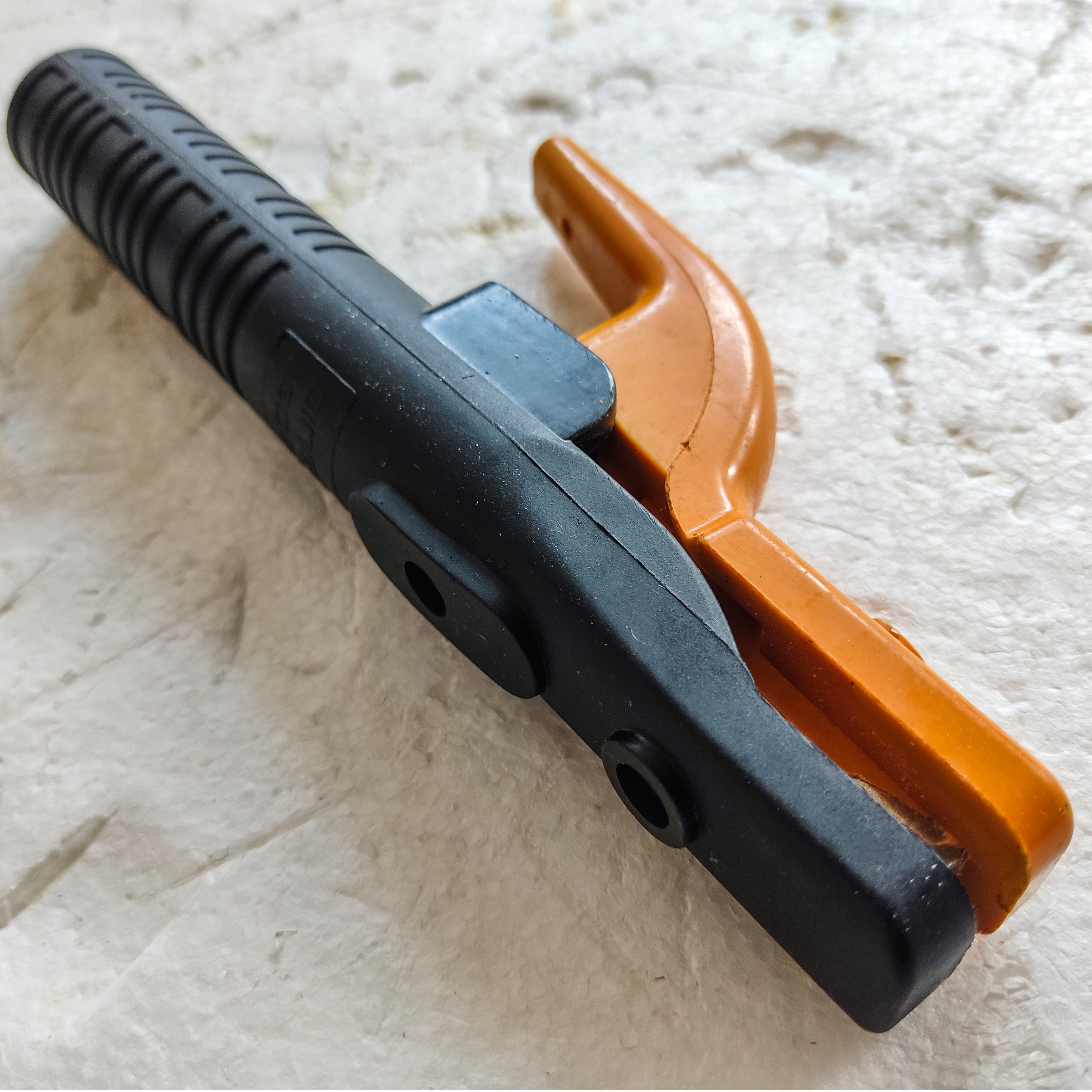 انبر جوشکاری مدل ART : 91330