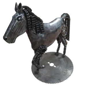 مجسمه دست ساز مدل اسب ایستاده 2