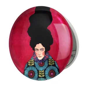 آینه جیبی خندالو طرح دخترونه مدل تاشو کد 6132 