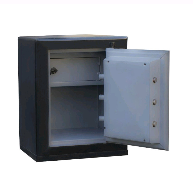 گاوصندوق ایران کاوه
مدل 150kg وزن 90 کیلوگرم