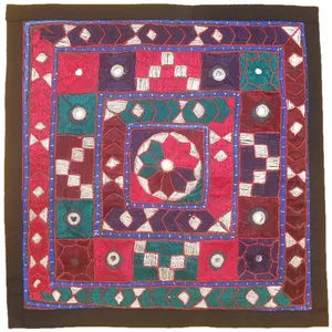 رومیزی سوزن دوزی مدل عسلی کد SOO83