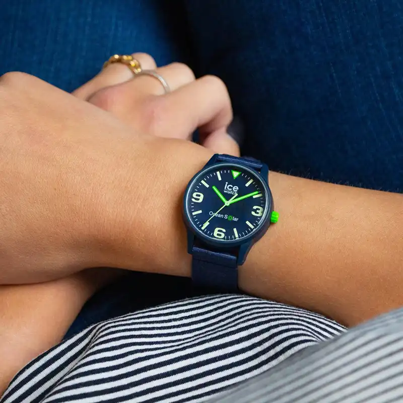 ساعت مچی عقربه ای آیس واچ مدل 019648