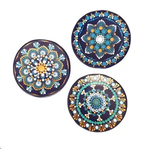 بشقاب دیوارکوب سفالی مدل نقطه کوبی کد 103 مجموعه 3 عددی