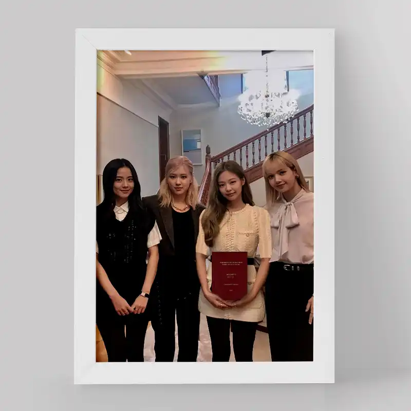 تابلو خندالو مدل گروه بلک پینک کد 16757