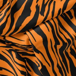پارچه لباس مدل کرپ بوگاتی طرح ببری کد 9104E