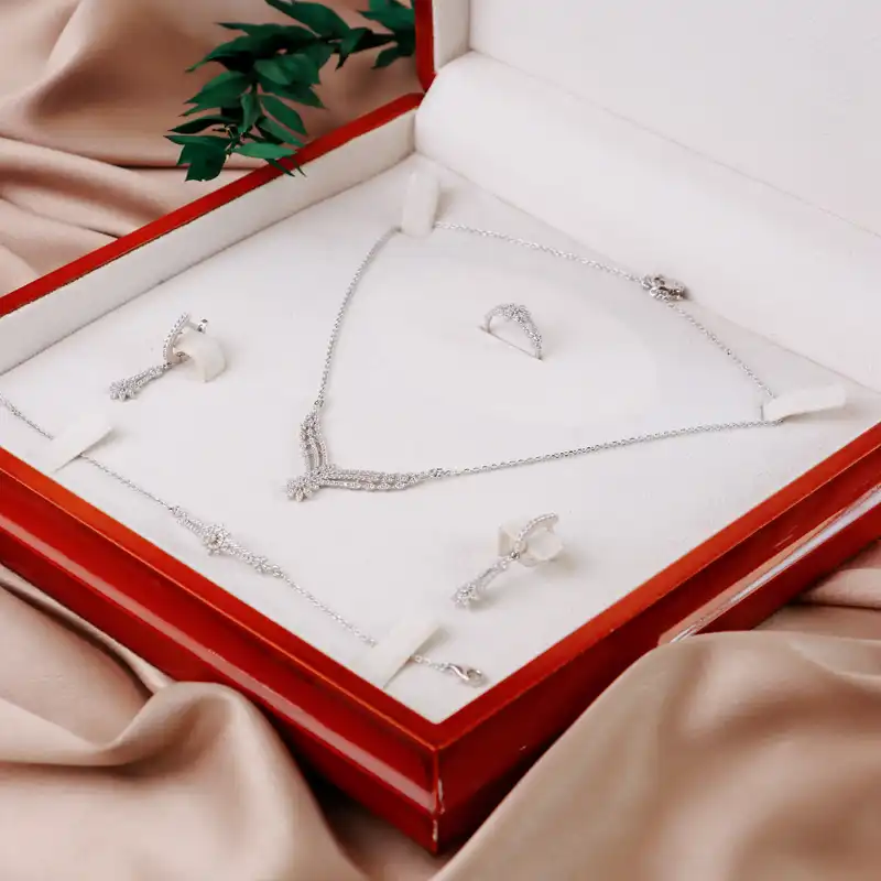 سرویس نقره زنانه جی تی ای مدل جی نایس 44