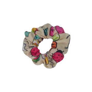 کش مو دخترانه مدل کفشدوزک کد A 2000