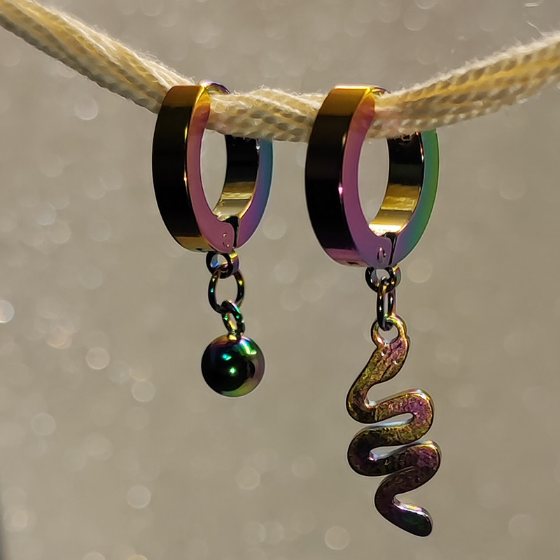 گوشواره زنانه طرح مار و گوی کد RKH_1631