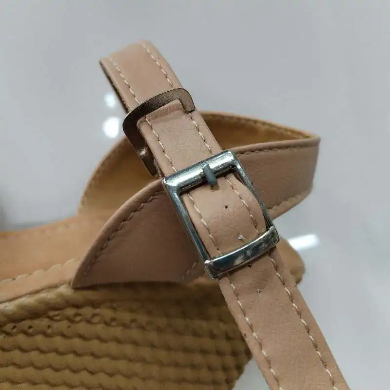 صندل زنانه مدل 402134 هپی