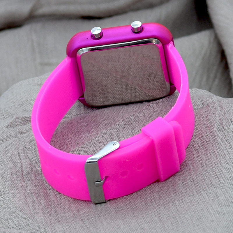 ساعت مچی دیجیتال مدل mo-116-su