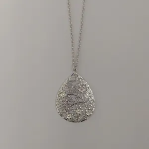 گردنبند زنانه مدل AB194 رومانتویی