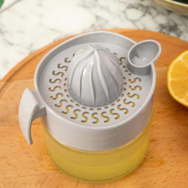 آب مرکبات گیری دستی مادام کوکو مدل Holly Lemon Squeezer