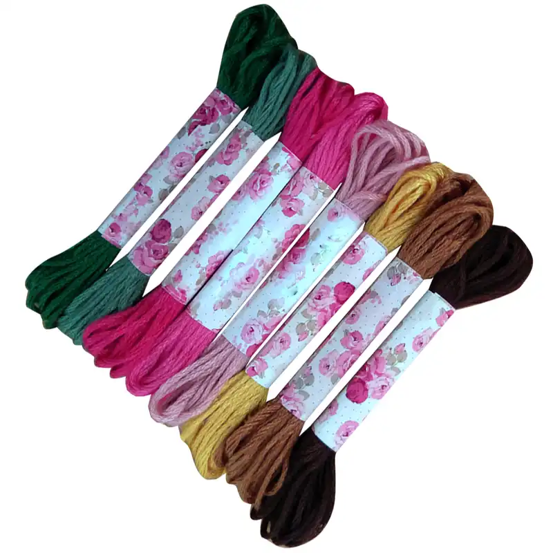 بسته گلدوزی طرح دخترک در باد مجموعه ۱۴ عددی