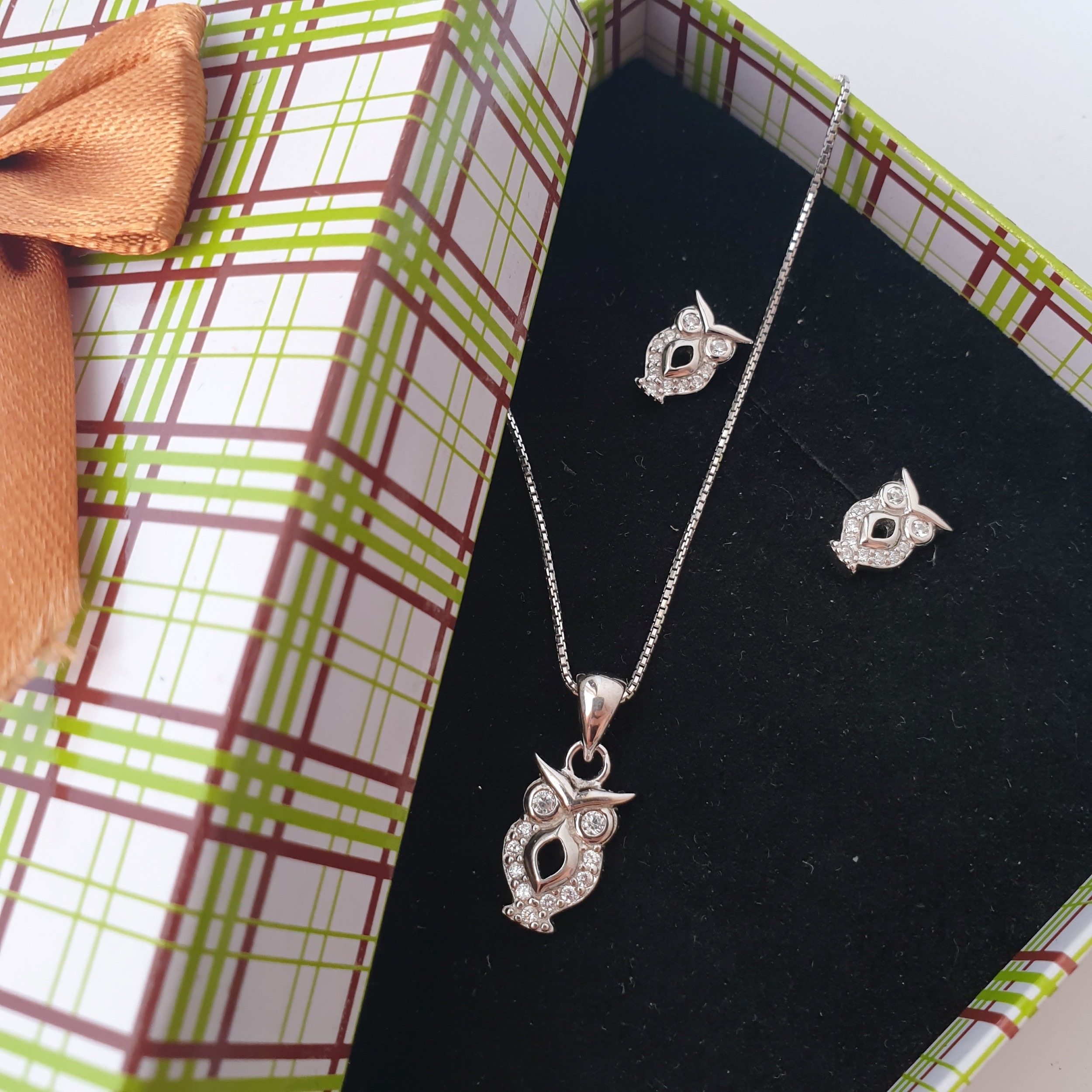 نیم ست نقره زنانه مدل A326