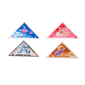 تمبر یادگاری مدل فضایی کد Space-tri مجموعه 4 عددی