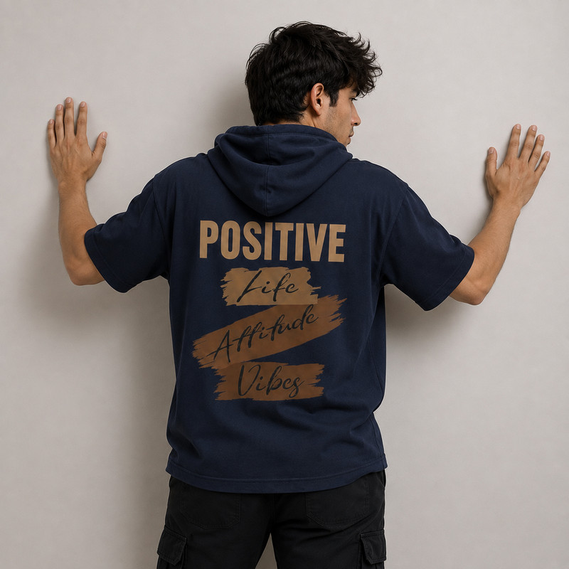 تی شرت مردانه کلاه‌دار پنبه‌ای طرح حروف مدل positive