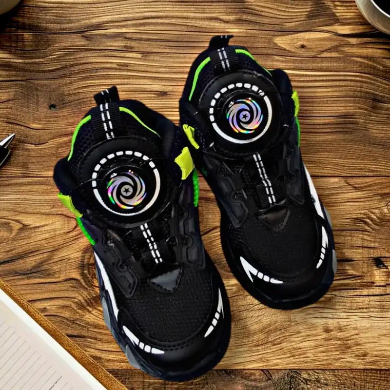 کفش مخصوص پیاده روی مدل پیچی