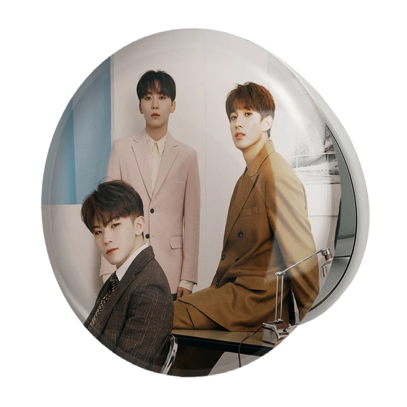 آینه جیبی خندالو طرح گروه سونتین Seventeen مدل تاشو کد 21658 