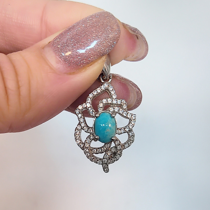 آویز گردنبند نقره زنانه مدل فیروزه نیشابور کد NG1725 آویز گردنبند نقره زنانه مدل فیروزه نیشابور کد NG1725