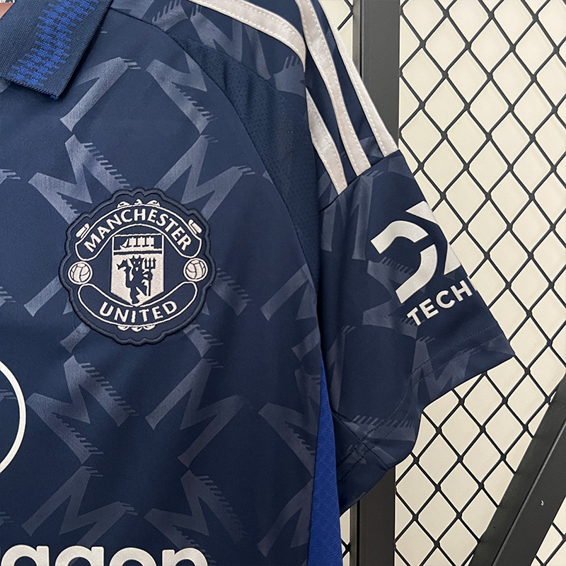 ست تی شرت و شلوارک ورزشی مردانه مدل منچستر یونایتد Away 2025