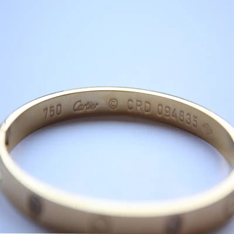 دستبند زنانه کارتیه مدل C_T