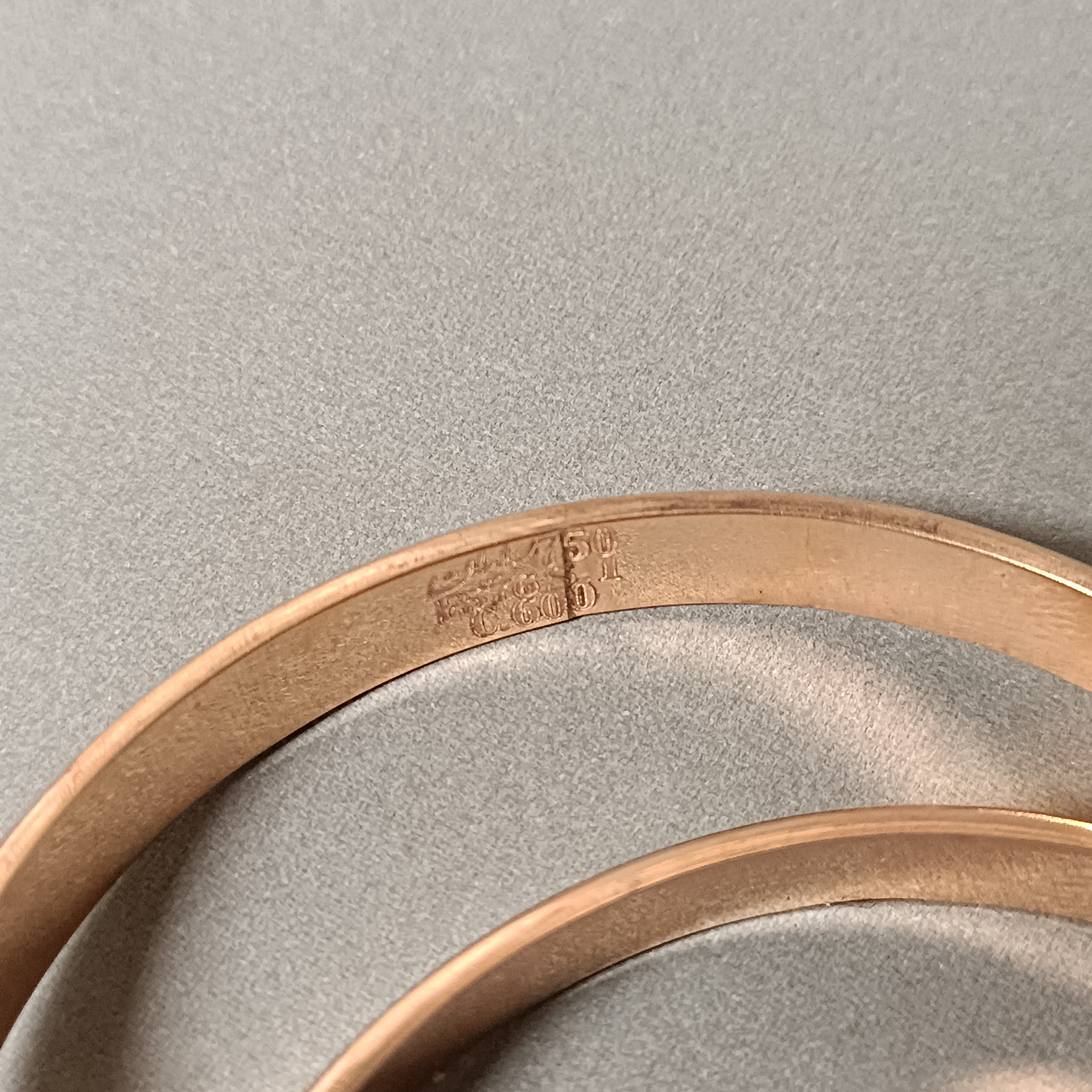 النگو طلا 18 عیار زنانه مدل آینه ای کد E576s1 النگو طلا 18 عیار زنانه مدل آینه ای کد E576s1
