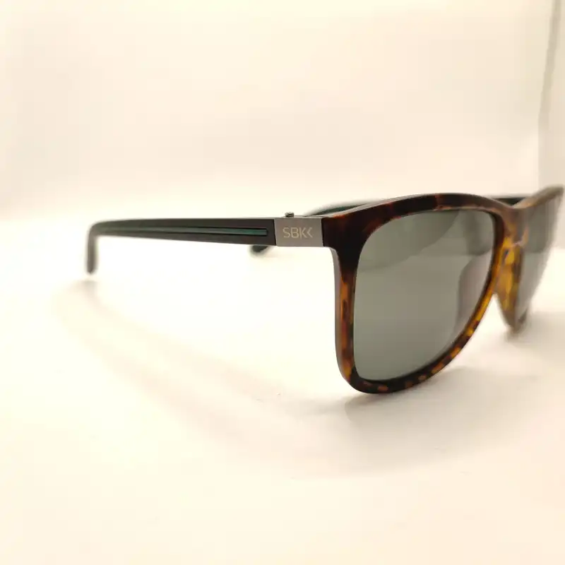 عینک آفتابی اس بی کی مدل SB806MHA