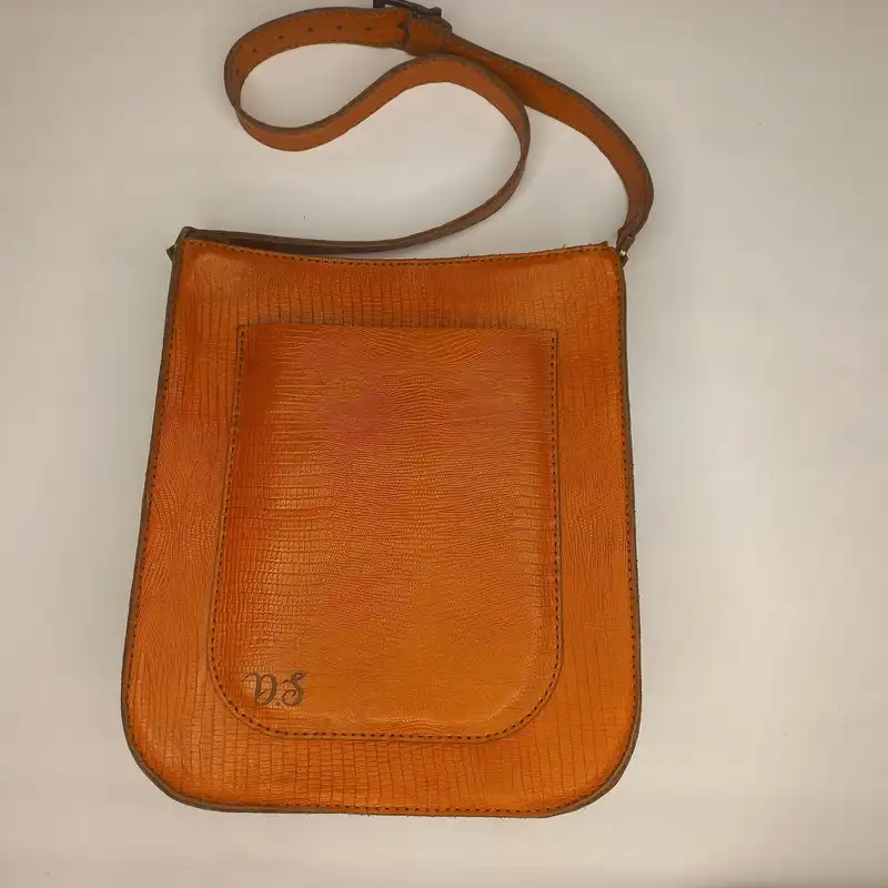 کیف دوشی زنانه مدل 01