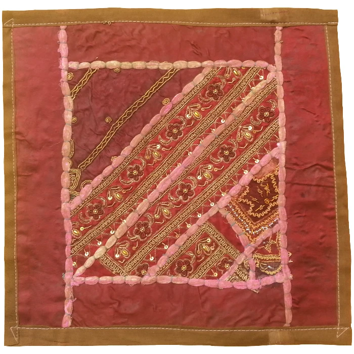 کاور کوسن سوزن دوزی کد QUSER19