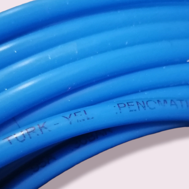 شلنگ فنری مدل PE18 blu طول 18 متر