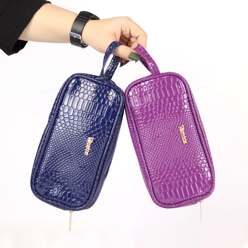 عکس شماره 32 : کیف لوازم آرایش زنانه مدل پوست ماری کیفت