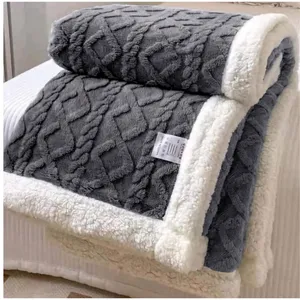 پتو بزرگسال مدل گیس بافت ببعی سایز 240×220 سانتی متر