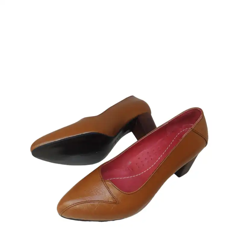 کفش زنانه مدل ZPM 205 CHR چرم طبیعی رنگ عسلی