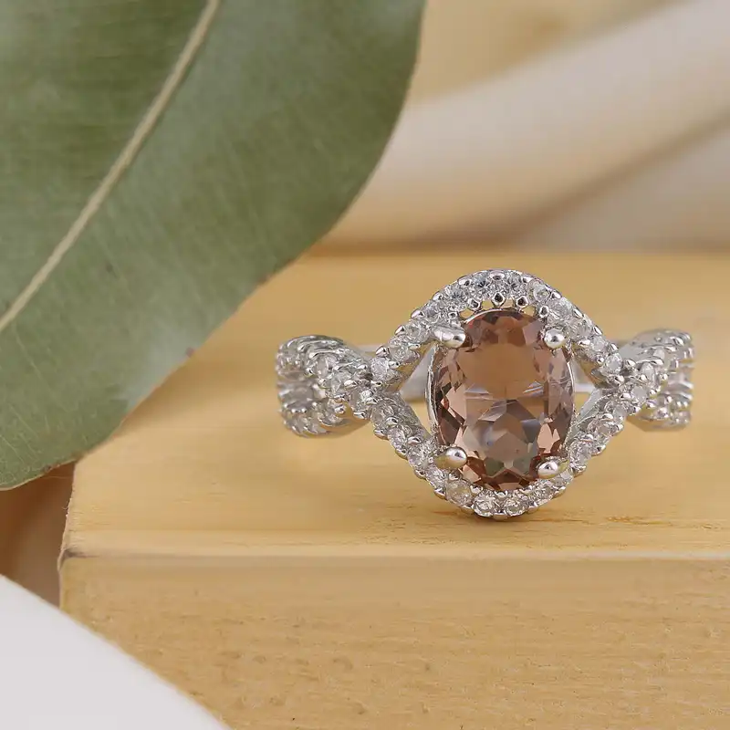 انگشتر نقره زنانه بازرگانی میلادی مدل سنگ الکساندریت نگین برلیان بدون ریزش آبکاری رادیوم کد AWR_1616